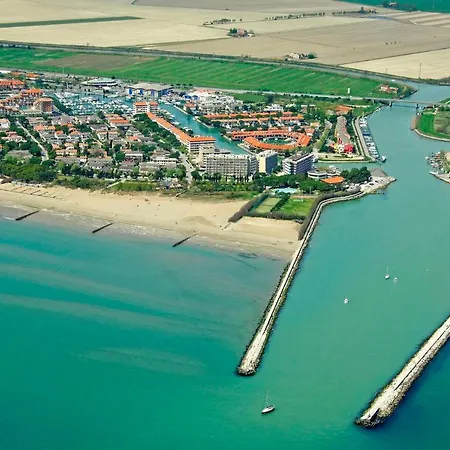 Beautiful For 6 - Piscine-tennis-ac Villa Porto Santa Margherita di Caorle