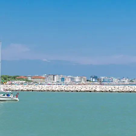 Beautiful For 6 - Piscine-tennis-ac * Porto Santa Margherita di Caorle