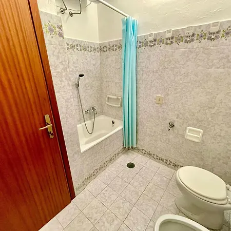 Beautiful For 6 - Piscine-tennis-ac Villa Porto Santa Margherita di Caorle