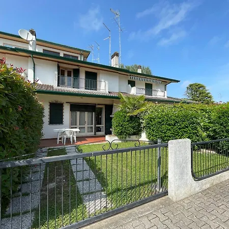 Villa Beautiful For 6 - Piscine-tennis-ac